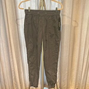 UNIONBAY Gray Cargo Pants Relaxed Fit